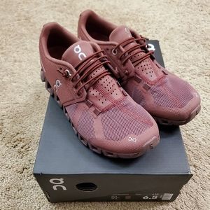 On Cloud Monochrome Women's Sneakers Size 6.5 EUC